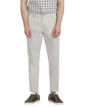 Pantalón Cargo Slim Tapered Fit Beige