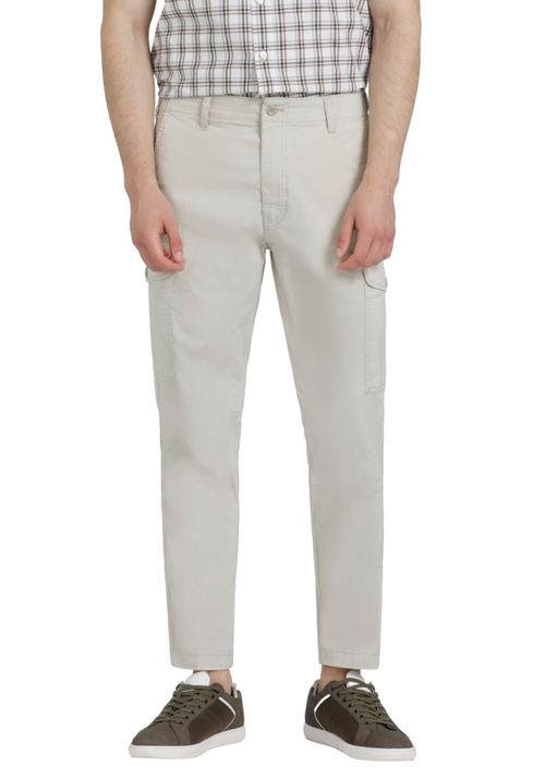 Pantalón Cargo Slim Tapered Fit Beige