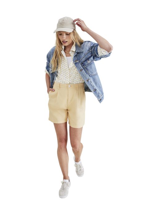 Short Mujer Original Khaki Pleated High Rise Amarillo